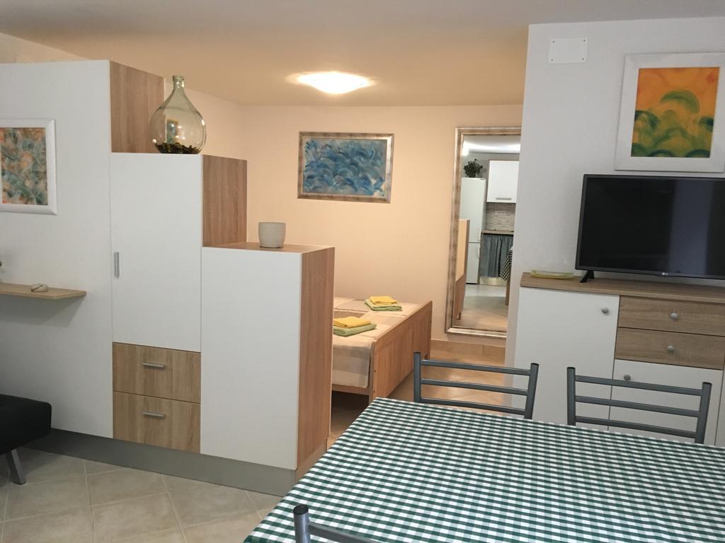 Apartment Filipas Црес Экстерьер фото